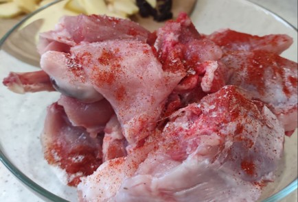 Фото шага рецепта Кролик с яблоками и черносливом в горчичномедовом соусе 163305 шаг 4  