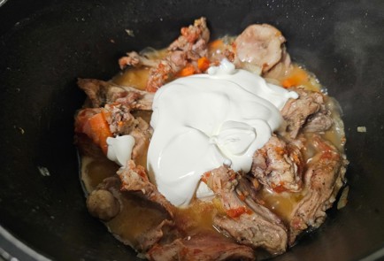 Фото шага рецепта Кролик тушеный 189175 шаг 8  