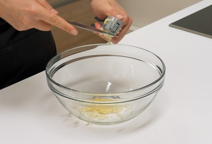 Фото шага рецепта Кролик в духовке 140158 шаг 1  