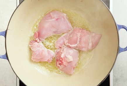 Фото шага рецепта Кролик в пиве 52517 шаг 1  