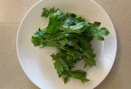 Фото шага рецепта Кролик в сливочном соусе 189739 шаг 1  