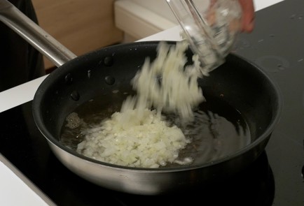 Фото шага рецепта Кролик в сметане 139936 шаг 4