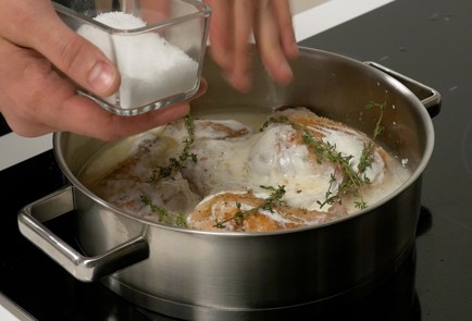 Фото шага рецепта Кролик в сметане 139936 шаг 5