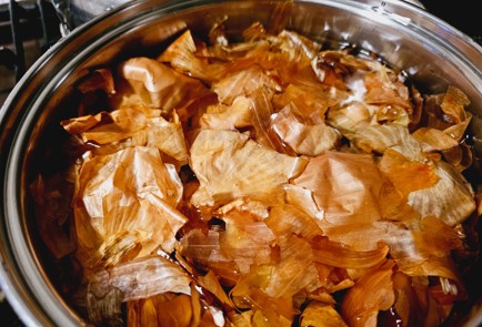 Фото шага рецепта Кружевные пасхальные яйца 176330 шаг 2  