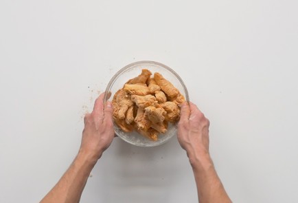 Фото шага рецепта Крылышки в духовке 151643 шаг 3  