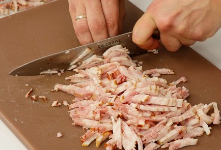 Фото шага рецепта Картофельная запеканка кугелис 104303 шаг 1  