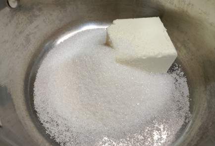 Фото шага рецепта Кукис с mms 191606 шаг 2  