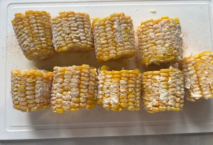 Фото шага рецепта Кукуруза запеченная в духовке 190023 шаг 6  