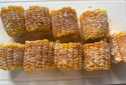 Фото шага рецепта Кукуруза запеченная в духовке 190023 шаг 7  