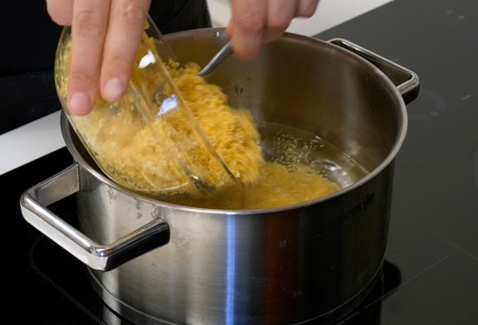 Фото шага рецепта Кукурузная каша 139553 шаг 1  