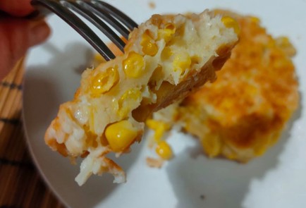 Фото шага рецепта Кукурузные оладьи 191293 шаг 10