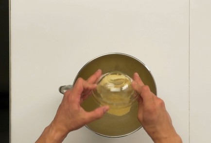 Фото шага рецепта Кукурузный хлеб 137207 шаг 2  