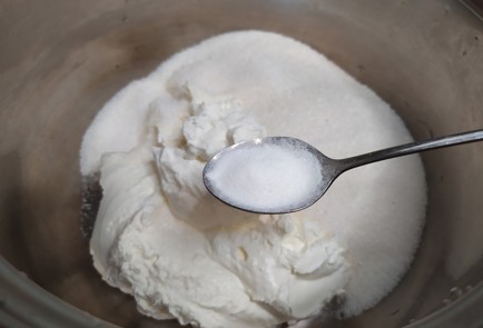 Фото шага рецепта Кулич пасхальный творожный 188954 шаг 4  