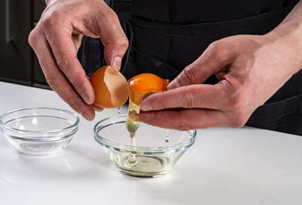 Фото шага рецепта Кулич в аэрогриле 191571 шаг 4  