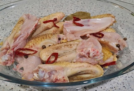 Фото шага рецепта Курица домашняя тушенная в духовке 190596 шаг 5  