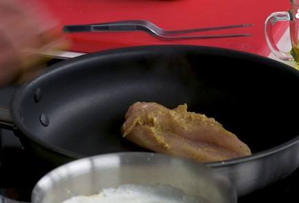 Фото шага рецепта Курица Гастона Жерара 151448 шаг 2  