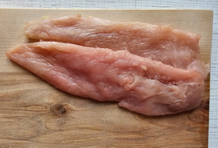 Фото шага рецепта Курица кацу 175350 шаг 2  