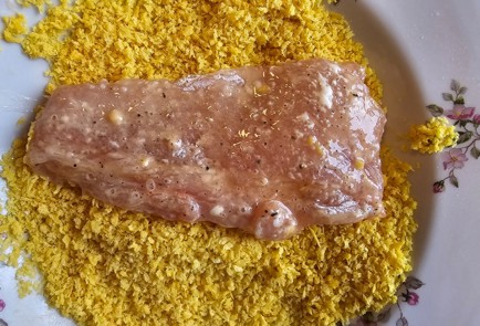 Фото шага рецепта Курица кацу 175350 шаг 8  