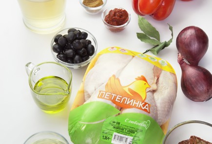 Фото шага рецепта Курица побаскски 68754 шаг 1  