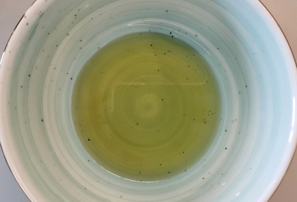 Фото шага рецепта Курица пофранцузски в духовке 174163 шаг 1  