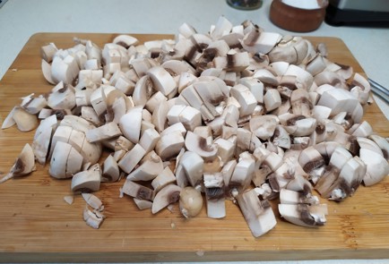 Фото шага рецепта Курица пофранцузски 190909 шаг 2  