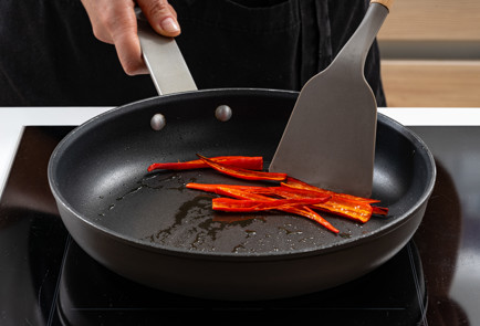 Фото шага рецепта Курица поямайски 189101 шаг 5  