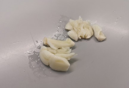 Фото шага рецепта Курица пошированная в роме 186450 шаг 3  