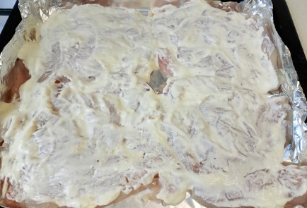Фото шага рецепта Курица с ананасами в духовке 191397 шаг 6  