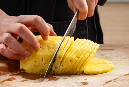 Фото шага рецепта Курица с ананасом и сыром 187605 шаг 3  