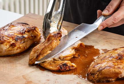 Фото шага рецепта Курица с ананасом и сыром 187605 шаг 6  