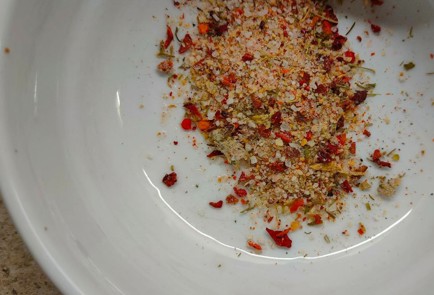 Фото шага рецепта Курица в духовке с чесноком поитальянски 190196 шаг 3  