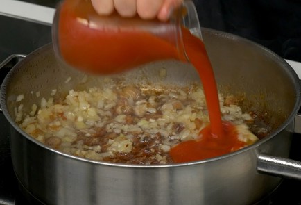 Фото шага рецепта Курица с фасолью 151697 шаг 5  