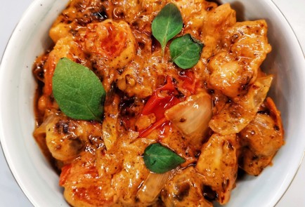 Фото шага рецепта Курица с грибами в сливочном соусе 175510 шаг 12  