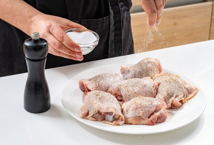 Фото шага рецепта Курица с оливками и сыром фета 34964 шаг 2  