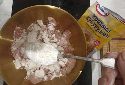 Фото шага рецепта Кислосладкая курица покитайски с рисом 191509 шаг 2  