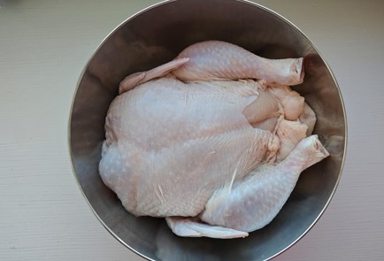 Фото шага рецепта Курица с шампиньонами 189252 шаг 1  