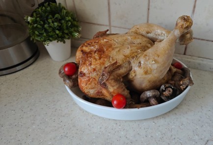 Фото шага рецепта Курица с шампиньонами 189252 шаг 10  