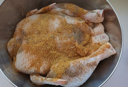 Фото шага рецепта Курица с шампиньонами 189252 шаг 3  