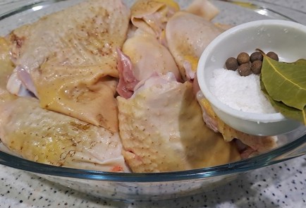 Фото шага рецепта Курица с яблоками в духовке 190604 шаг 4  