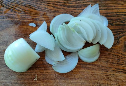 Фото шага рецепта Тушеная курица с грибами и сыром 174534 шаг 3  