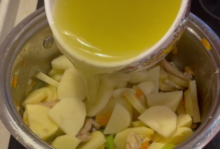 Фото шага рецепта Курица тушенная  с овощами 151135 шаг 11  