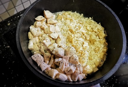 Фото шага рецепта Курица тушенная в кокосовом молоке с лаймом и чесноком 151212 шаг 16