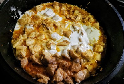 Фото шага рецепта Курица тушенная в кокосовом молоке с лаймом и чесноком 151212 шаг 20