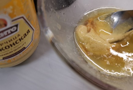 Фото шага рецепта Курица в духовке на Новый год 175401 шаг 2  