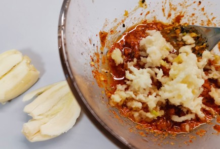 Фото шага рецепта Курица в духовке на Новый год 175401 шаг 6  