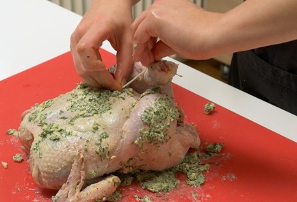 Фото шага рецепта Курица в духовке 140234 шаг 7  