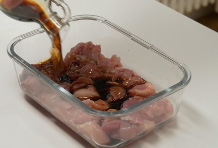 Фото шага рецепта Курица в соевом соусе 140469 шаг 2  