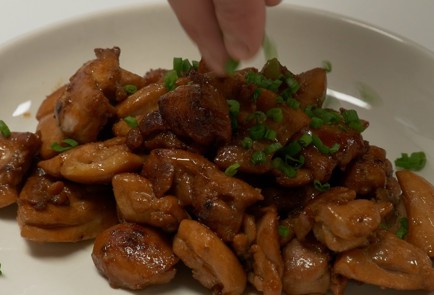 Фото шага рецепта Курица в соевом соусе 140469 шаг 8  