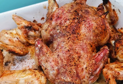 Фото шага рецепта Курица в специях на солевой подложке 152581 шаг 10  