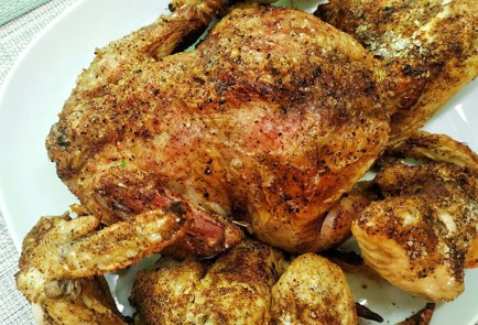 Фото шага рецепта Курица в специях на солевой подложке 152581 шаг 11  